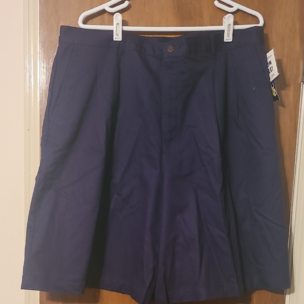 Blue Bermuda Shorts with Pleated Front
